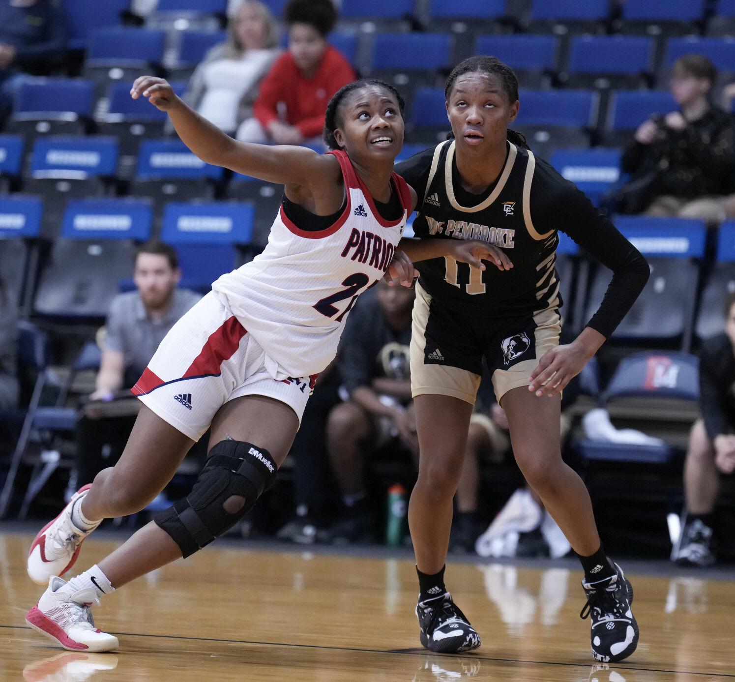 2023DLY0102FMU-UNCP230121.jpg